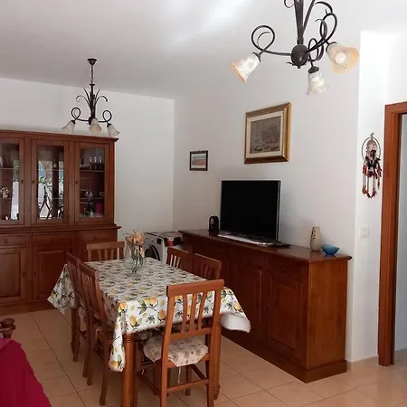 Lägenhet Con Wifi, Giardino Recintato Di 135m2 *