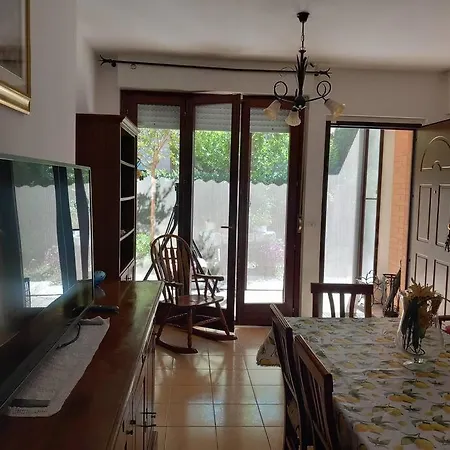 Con Wifi, Giardino Recintato Di 135m2
