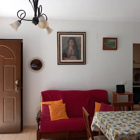 Lägenhet Con Wifi, Giardino Recintato Di 135m2 *